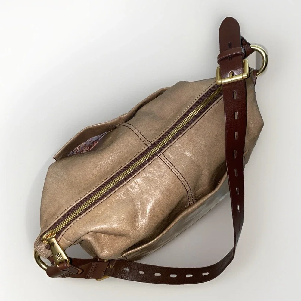 HOBO Leather Crossbody Shoulder Bag Taupe Brown Adjustable Strap Zip Top Charlie